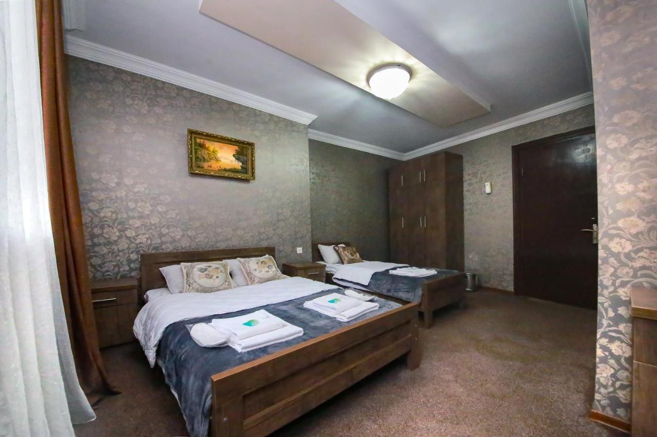 Royal Hotel 第比利斯 外观 照片