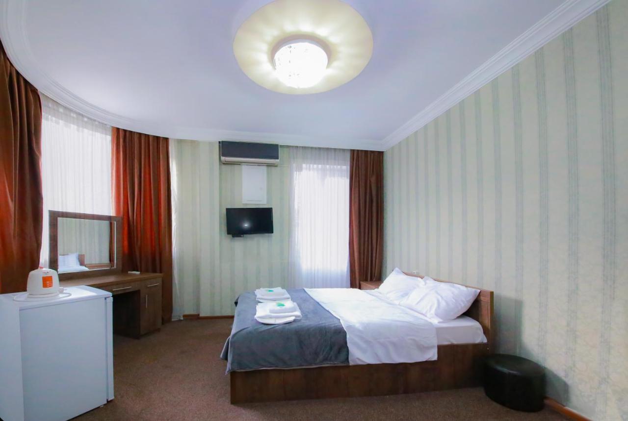 Royal Hotel 第比利斯 外观 照片