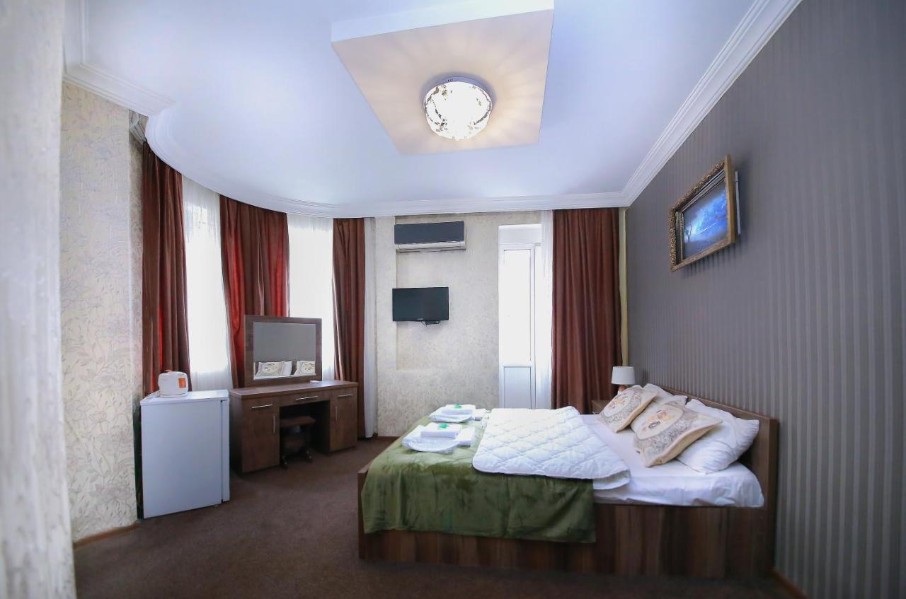 Royal Hotel 第比利斯 外观 照片