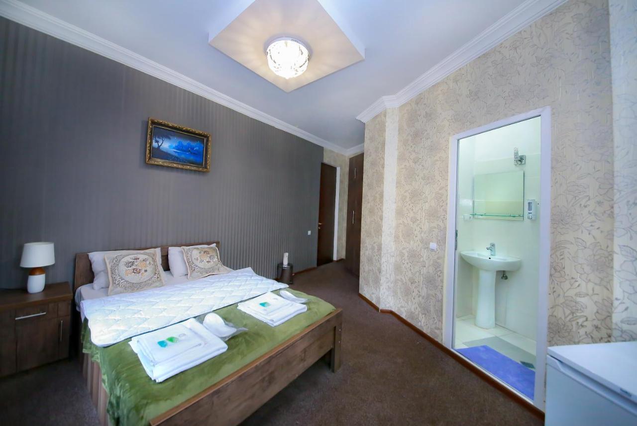 Royal Hotel 第比利斯 外观 照片