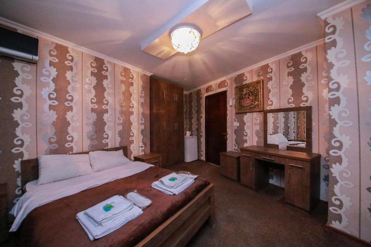 Royal Hotel 第比利斯 外观 照片